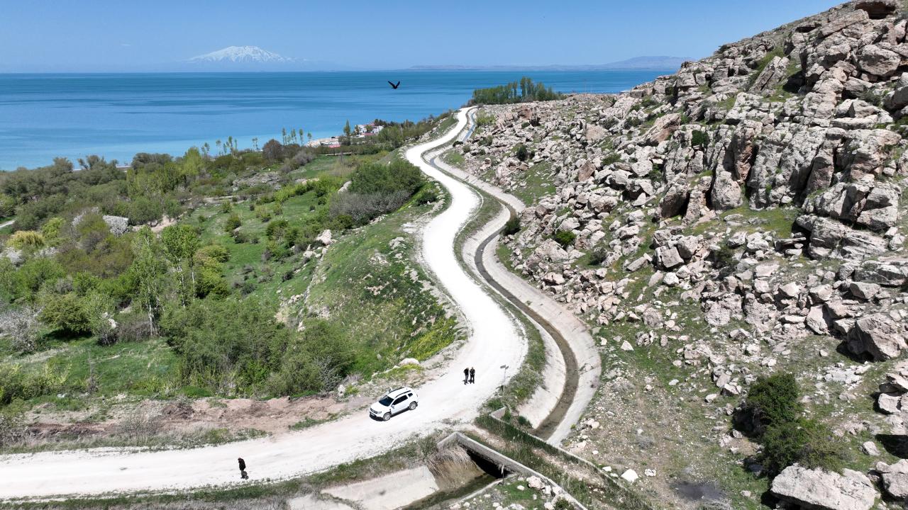 "Van depreminden sonra onarıldı"