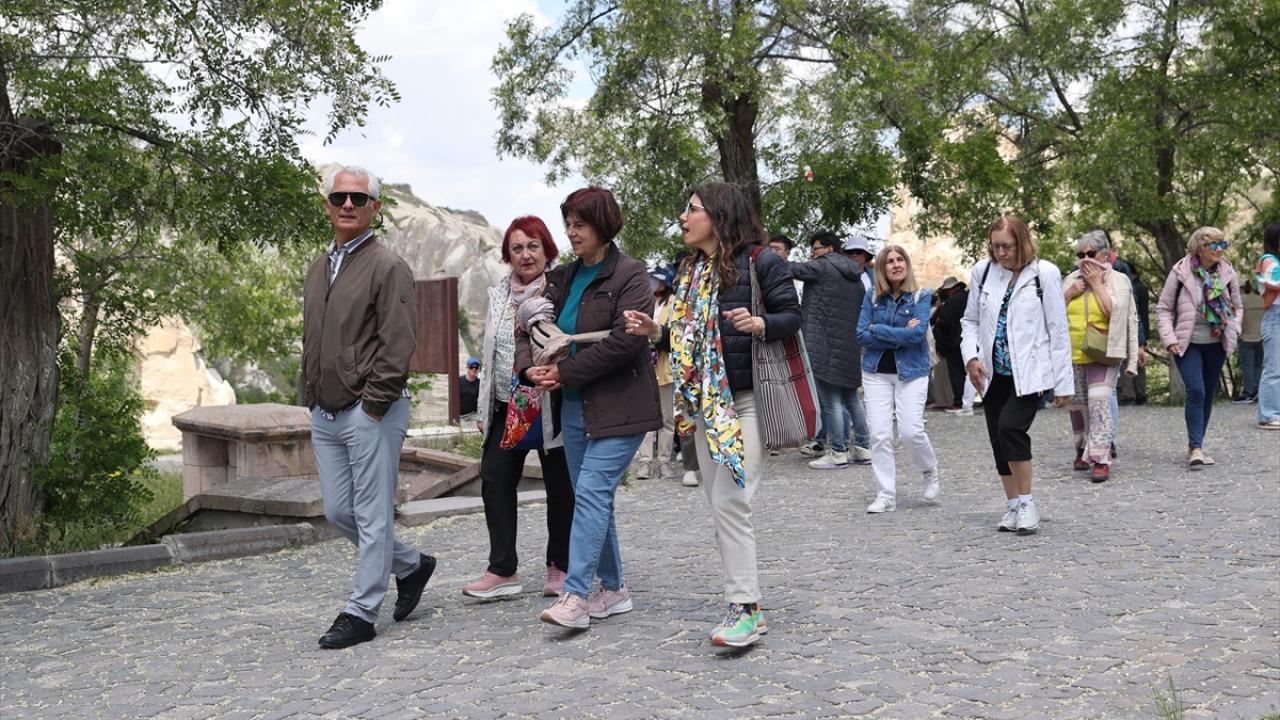 "Buradaki fresklerin benzerleri var ama aynısı yok"