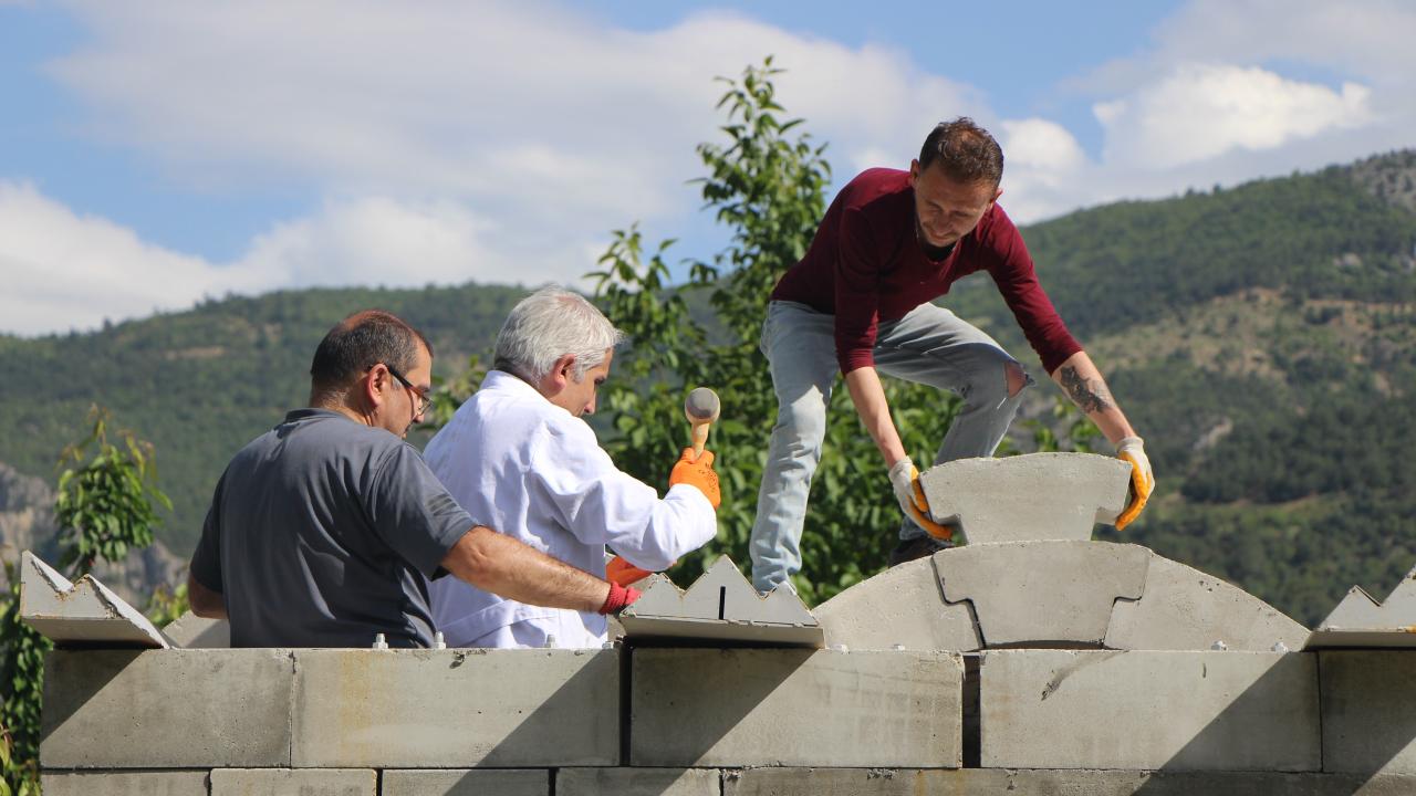 Uçaksavar mermisini durdurdu