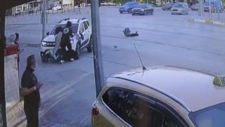 Denizli'de otomobil yayalara çarptı: 3'ü ağır, 4 yaralı