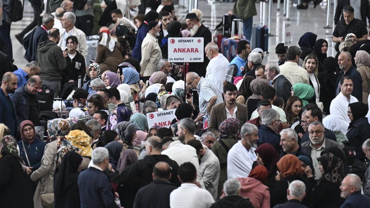 Diyanet İşleri Başkanı Erbaş, "Mekke Yolu" projesini yerinde ziyaret etti