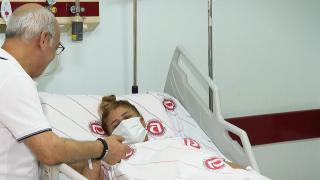 Tiroit bezleri göğüs kafesine inen hasta sağlığına kavuştu