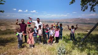 Recep Öğretmen, öğrencilerinin hayallerini gerçekleştiriyor