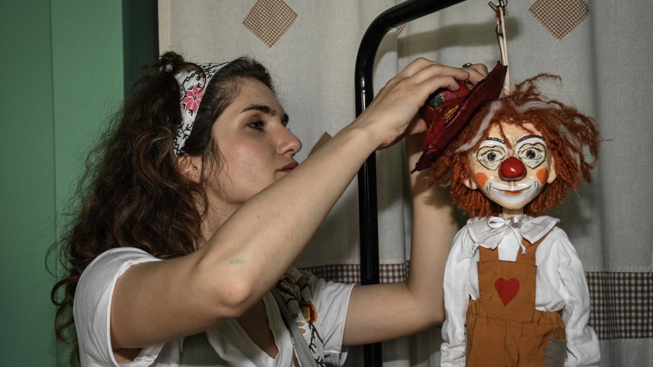 "Oynamayı, masalın içinde olmayı, yaşamayı da çok seviyorum"