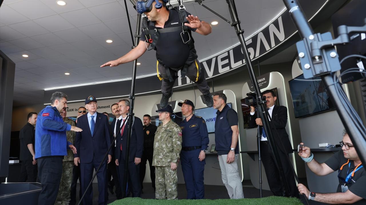 "Savaşın da bir hukuku, sınırı ve ahlakı vardır"