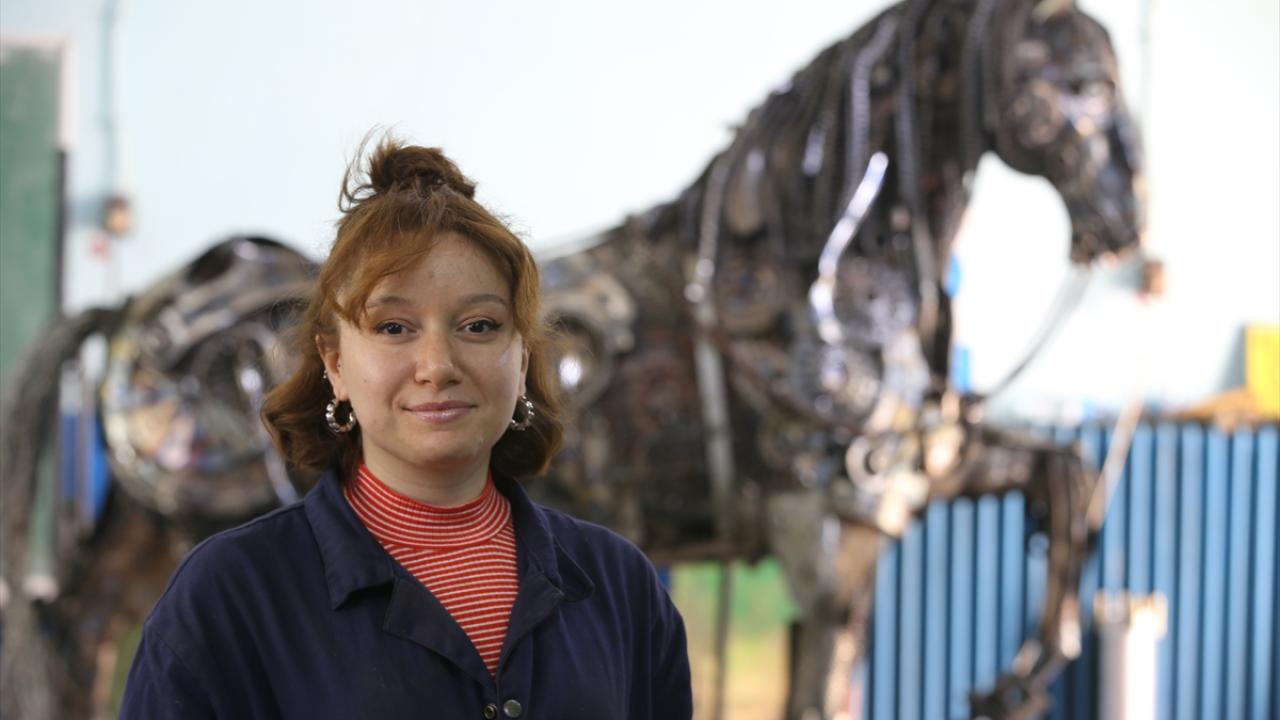 "Böyle güzel bir eseri ortaya çıkartmak müthiş bir duygu"