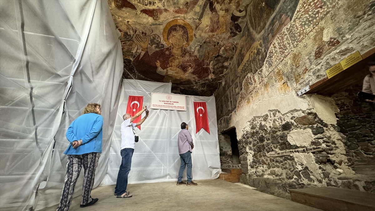 "Sümela Manastırı`na ilgi yoğun şekilde devam ediyor"