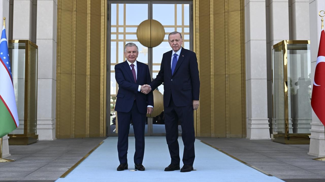 İki ülke arasında haftada 60 tarifeli uçak seferi yapılıyor