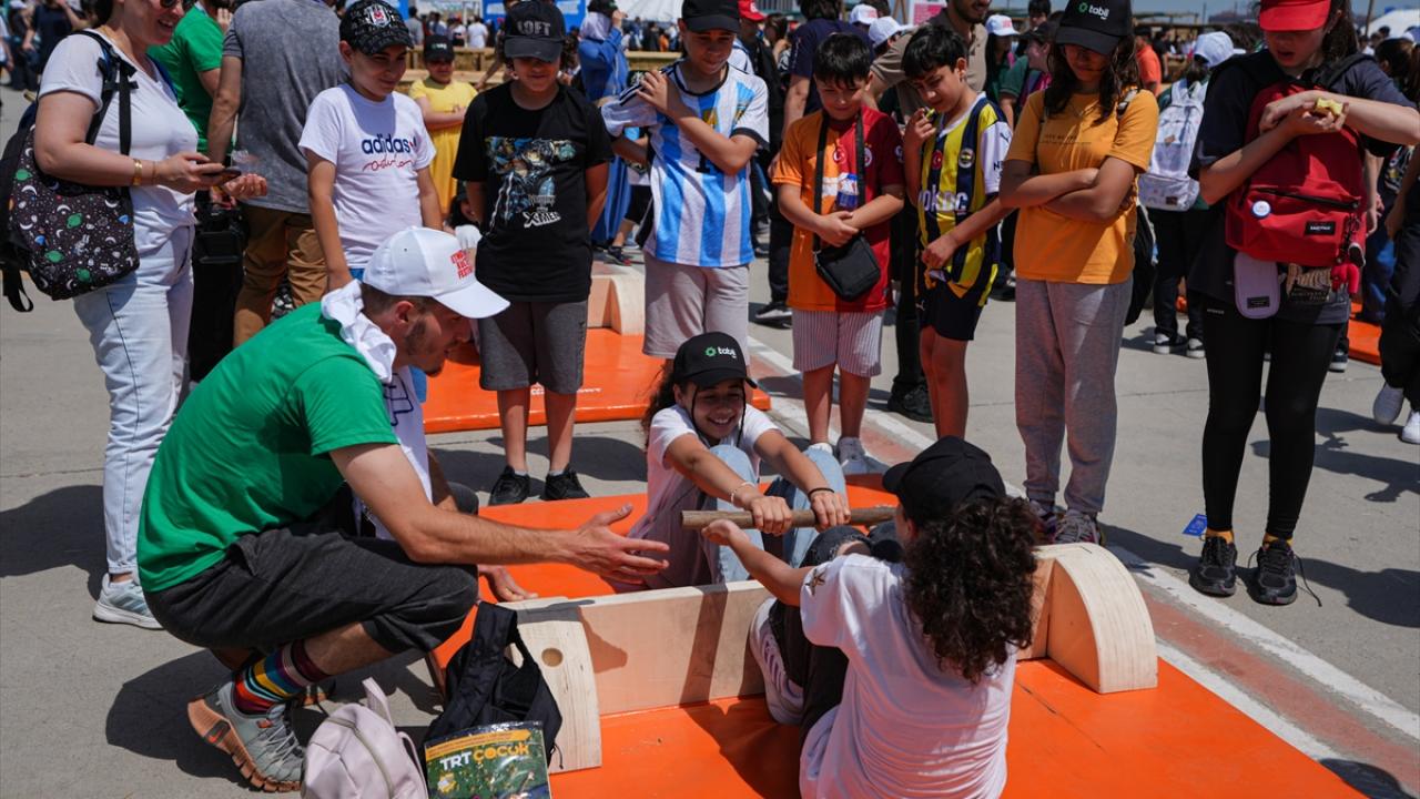 Çocuklar ve dezavantajlı gruplar için etkinlikler