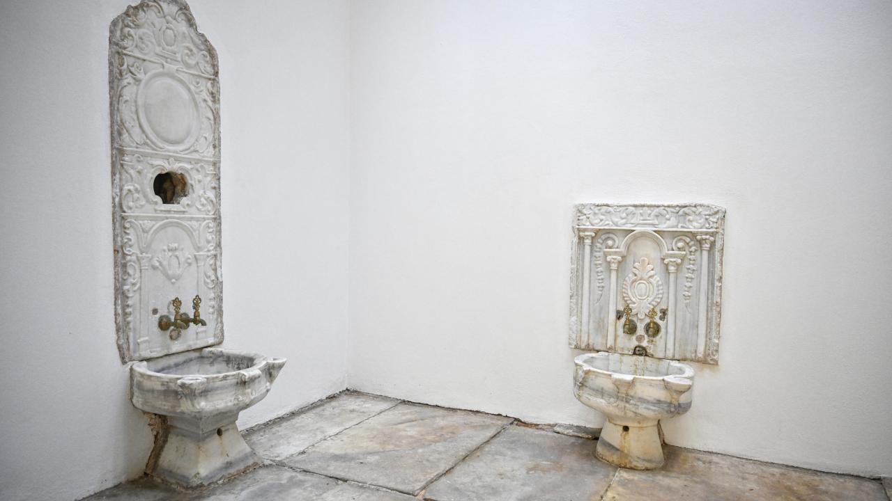 "400-500 yıllık bir yapı olmasından dolayı buranın elbette ki belli zorlukları var"