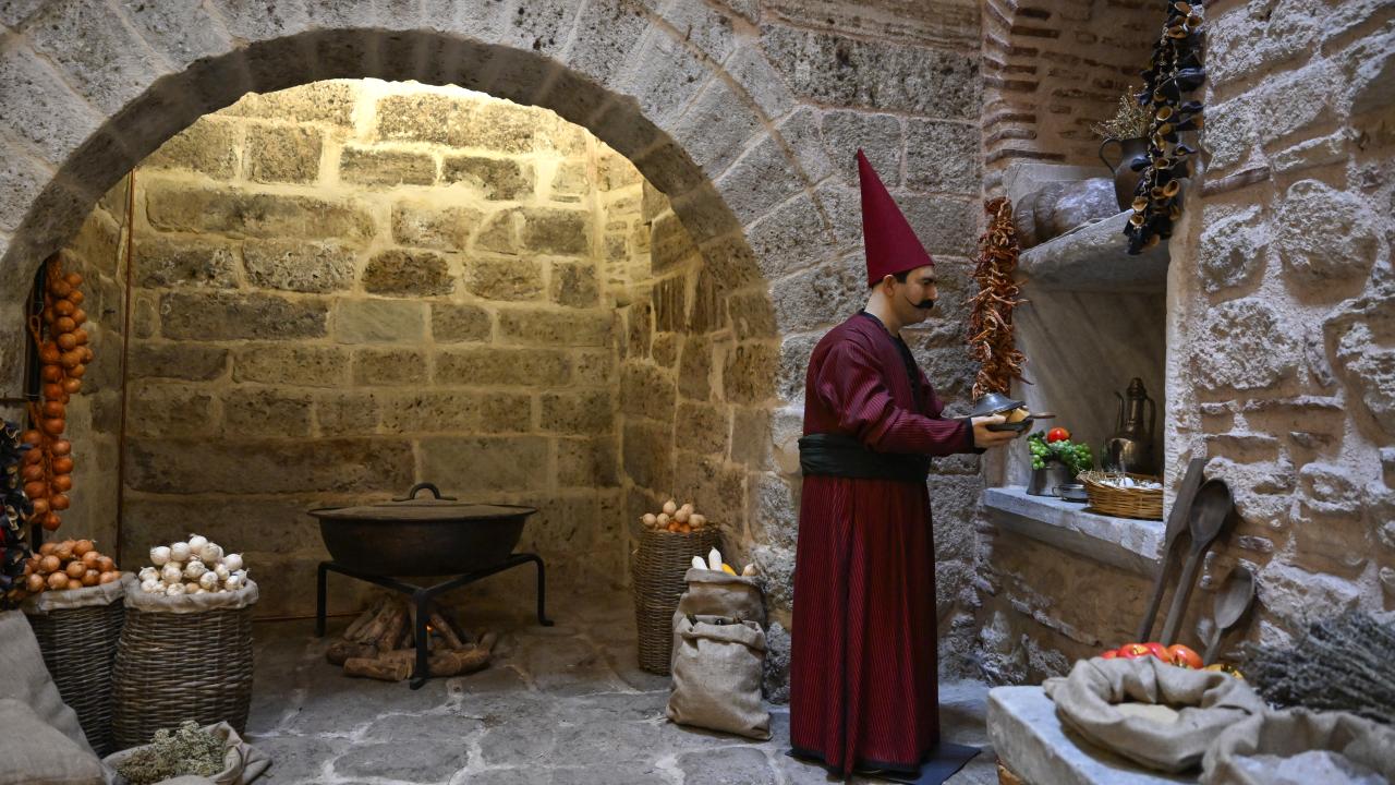 Cariyeler Taşlığı, Cariyeler Hamamı ve Kuşhane Mutfağı hakkında