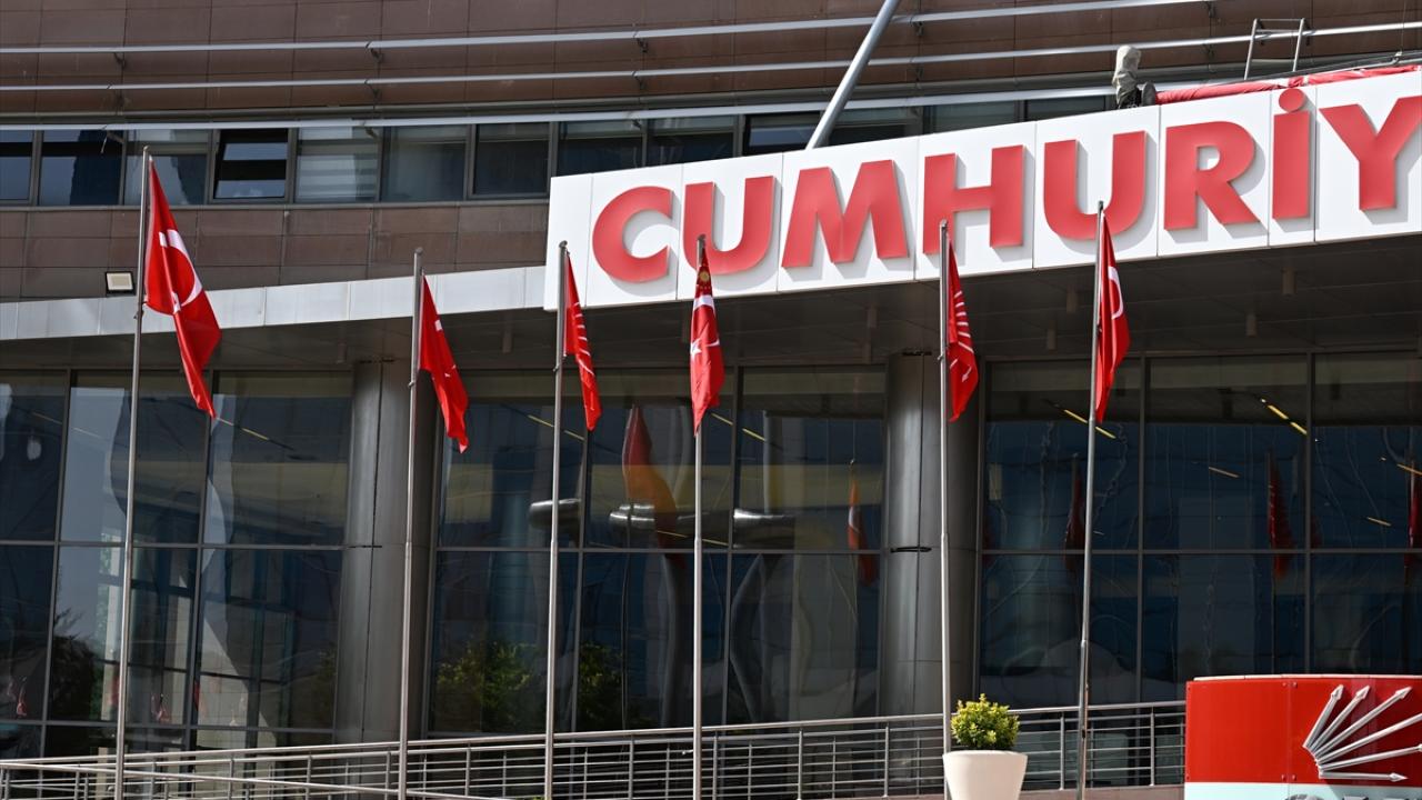 Erdoğan-Özel görüşmesinden ilk kareler