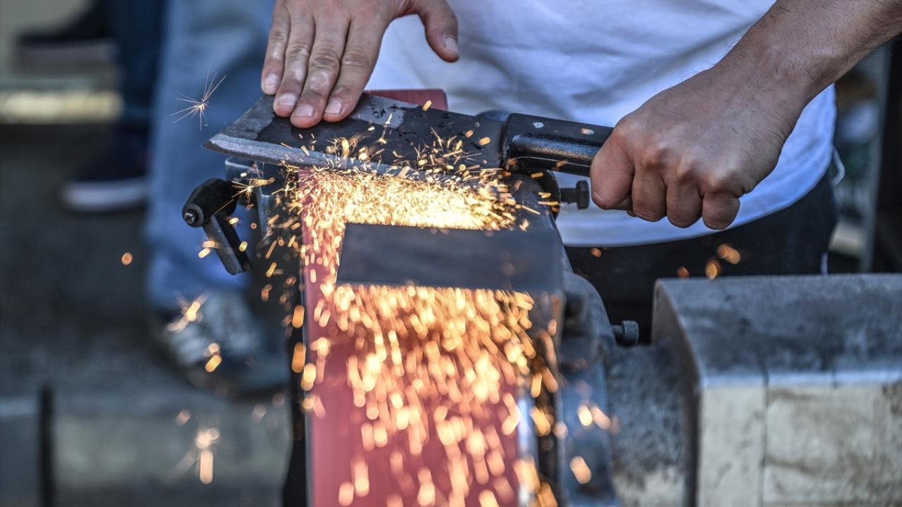 "Yapılacak kesim işlemine göre ayrı ayrı bıçak tercih edilmeli"