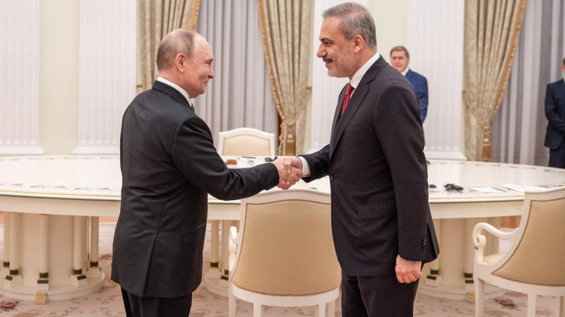 Rusya Devlet Başkanı Putin, Dışişleri Bakanı Fidan ile görüştü
