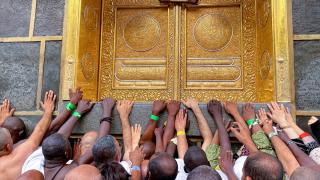 Mekke'ye ulaşan hacı adayları, ibadetlerini sürdürüyor