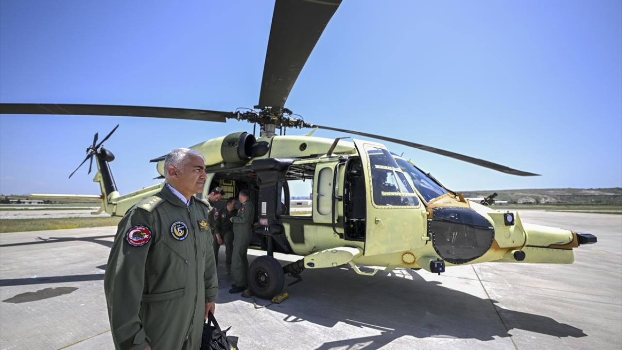 "Üniversite, savunma sanayisi, silahlı kuvvetler" üçgeni