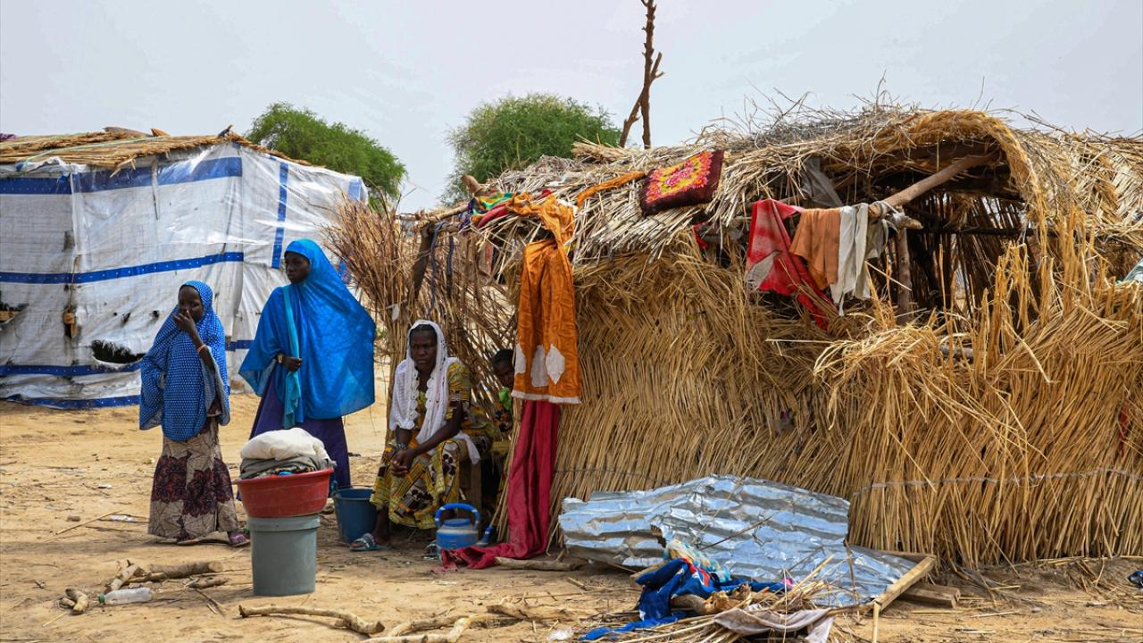 Boko Haram saldırılarından kaçan Kamerunluların yaşam mücadelesi