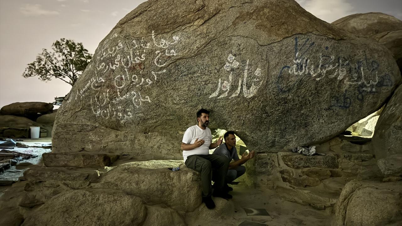 Kabe`ye 3 kilometre mesafede