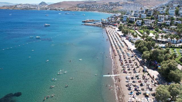 Plajlarda yeni dönem başlıyor: Bakanlık işgallere müdahale edecek haber görseli