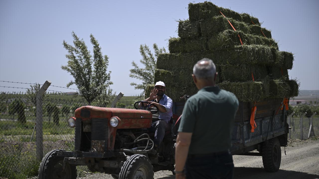 "Dekarda 160-180 kilogram aldıkları zaman biz 230`un üzerinde bir verim aldık"