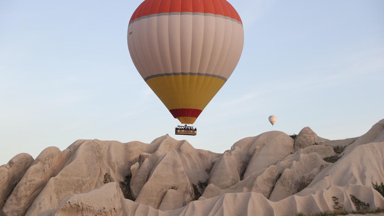 Sıcak hava balonunda ilk nikah 1999`da kıyıldı