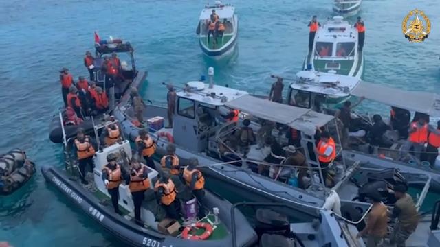 Filipinler ile Çin arasında yaşanan fiziksel geriliminin görüntüleri