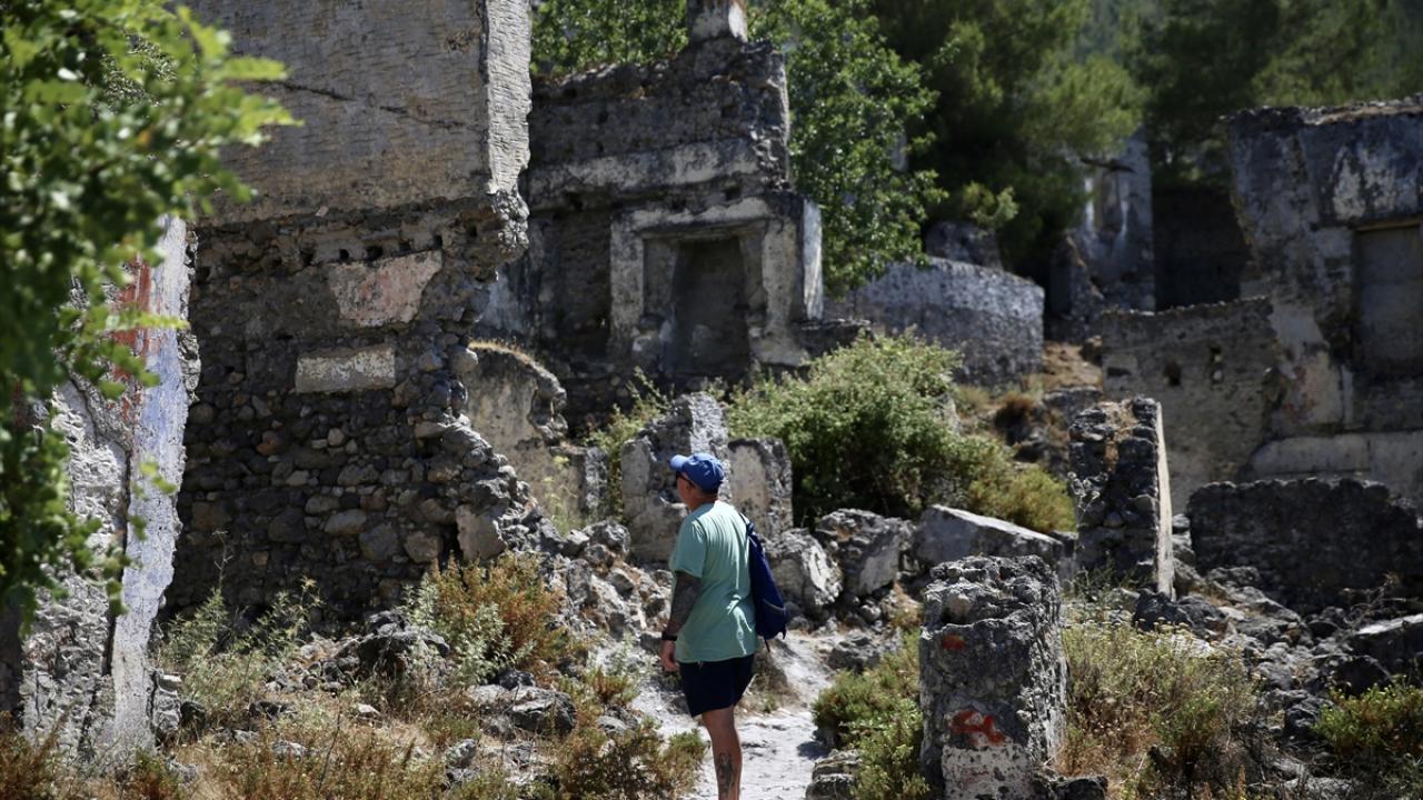 "Binlerce turisti Fethiye`de ağırladık"