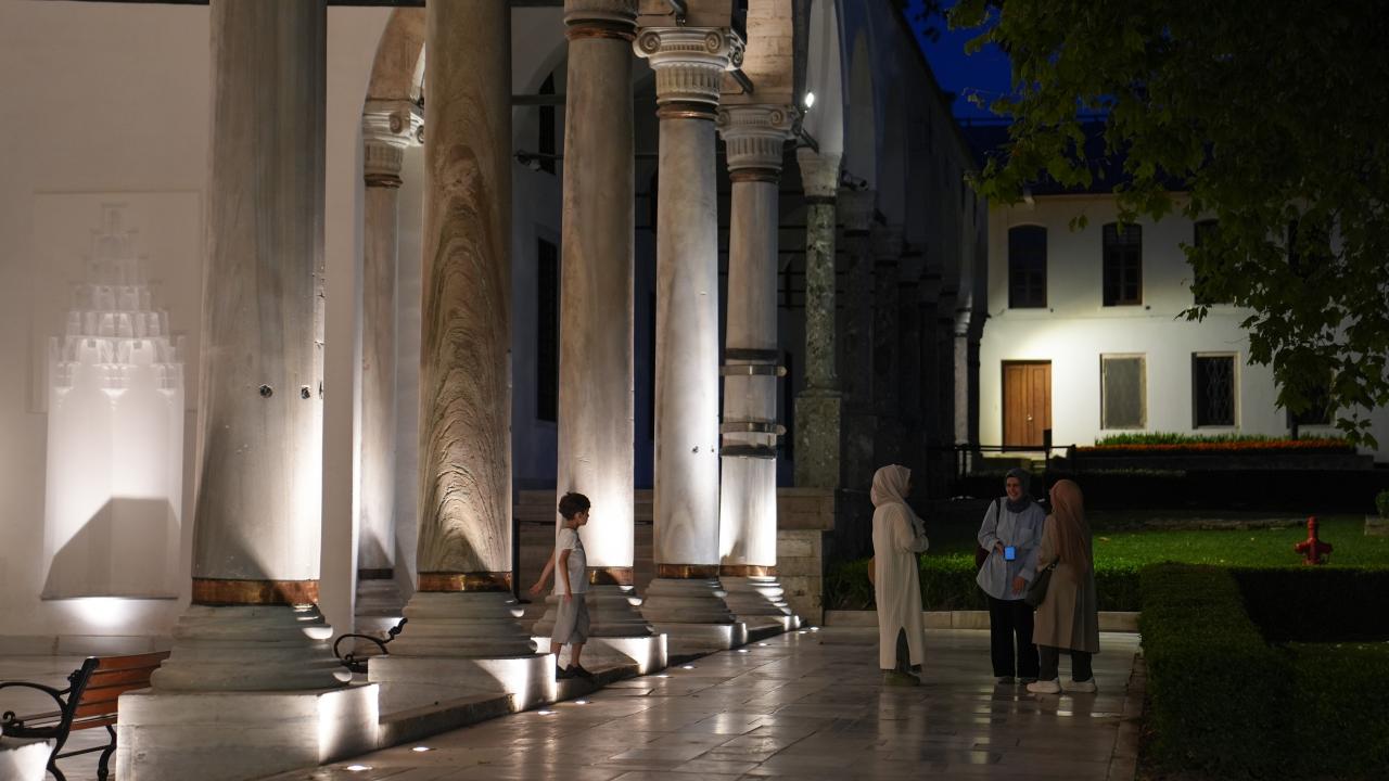 Topkapı Sarayı her cumartesi saat 21.00-23.00`te açık olacak