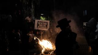 Ultra Ortodoks Yahudiler, zorunlu askerliğe karşı protestoda İsrail polisi ile çatıştı