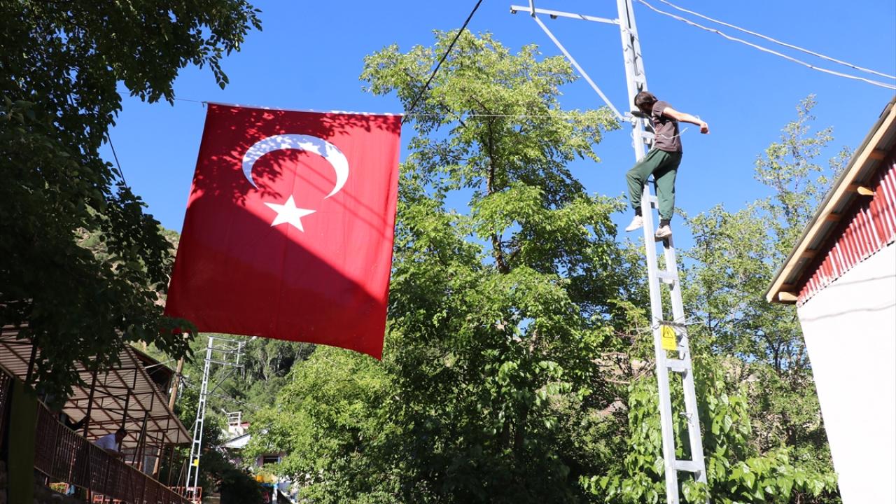 "Başbağlar katliamı filminin yapılmasını istiyoruz"