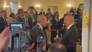 Cumhurbaşkanı Erdoğan ile Aliyev’in samimi diyaloğu