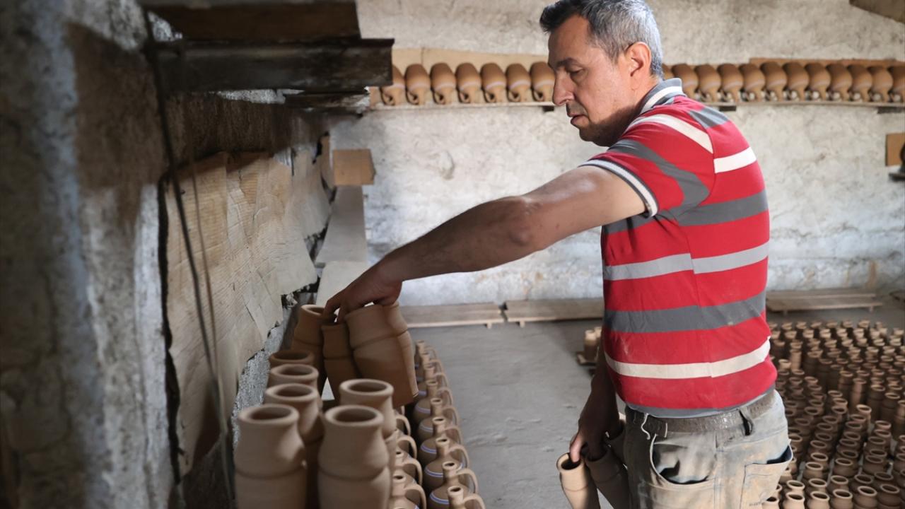 Ustalar, gençlerin atölyelerden uzak durmasından endişeli