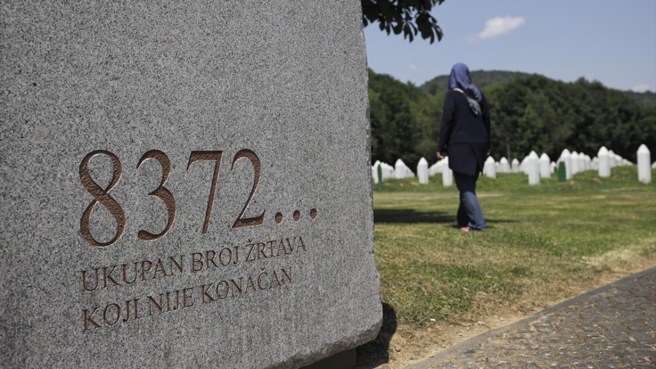 Srebrenitsa`da ne oldu?