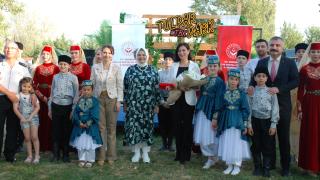 Huzurevi sakinleri ve çocuklar savaş mağduru çocuklarla buluştu