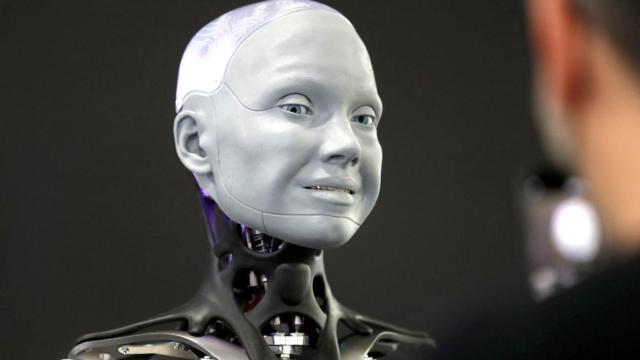 İnsansı robotlar robot okullarında gerçek iş yaşamına hazırlanıyor haber görseli