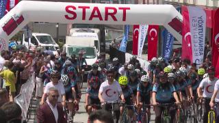 Şehit Ömer Halisdemir için İstanbul'dan Niğde'ye pedal çevirecekler