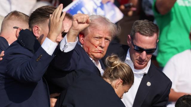 Trump'a suikast girişiminde bulunan saldırganın bir gün önce atış yaptığı ortaya çıktı haber görseli