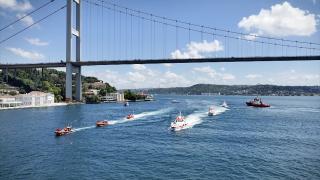 Boğaz'da şehit ve gazilere saygı seyri