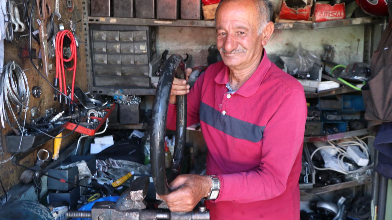 2 oğlu ile çok sayıda tamirci de yetiştirdi