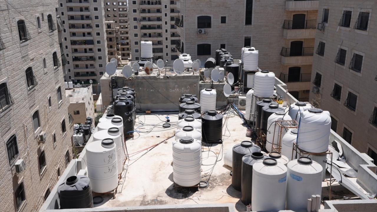 Filistinliler taşıma suyla çözüm bulmaya çalışıyor