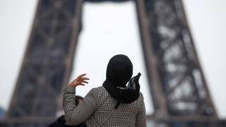 Fransa'da seçim vaadi: başörtü yasağı