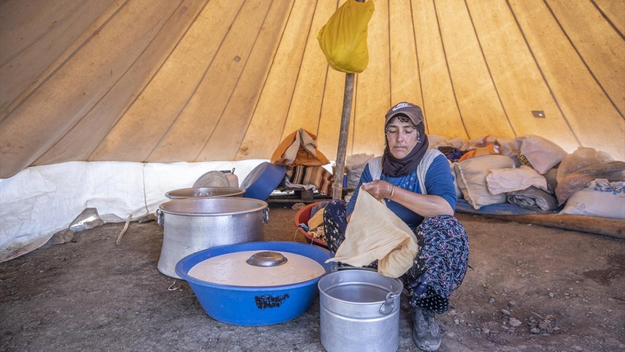 "Ürettiğim peyniri genellikle kendim satışa sunuyorum"