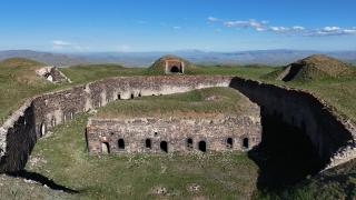 Asırlık "Küçük Palandöken Tabyası" tarihin izlerini yansıtıyor