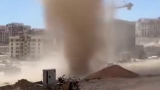 Hatay'da şantiyede hortum çıktı: O anlar kamerada