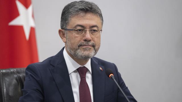 Bakan Yumaklı'dan orman yangınlarına ilişkin açıklama haber görseli