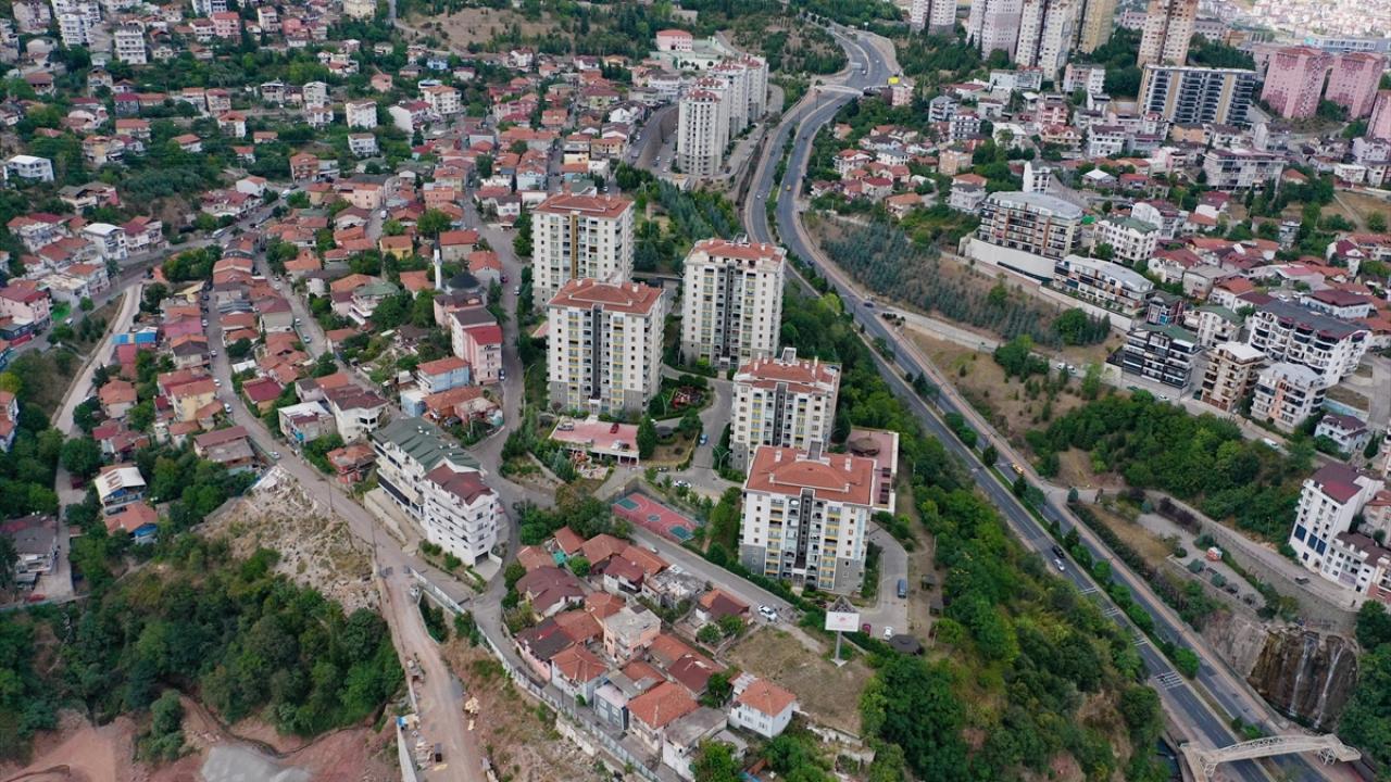 Kocaeli`de birçok ilçede kentsel dönüşüm çalışmaları sürüyor