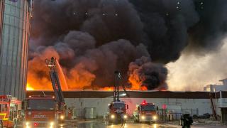 Gaziantep'te halı fabrikasında yangın