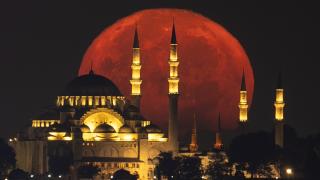 İstanbul'da dolunay