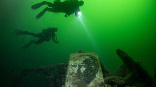 Japon deprem uzmanı Marmara Depremi'nin "batık şehri"ne inceleme dalışı yaptı