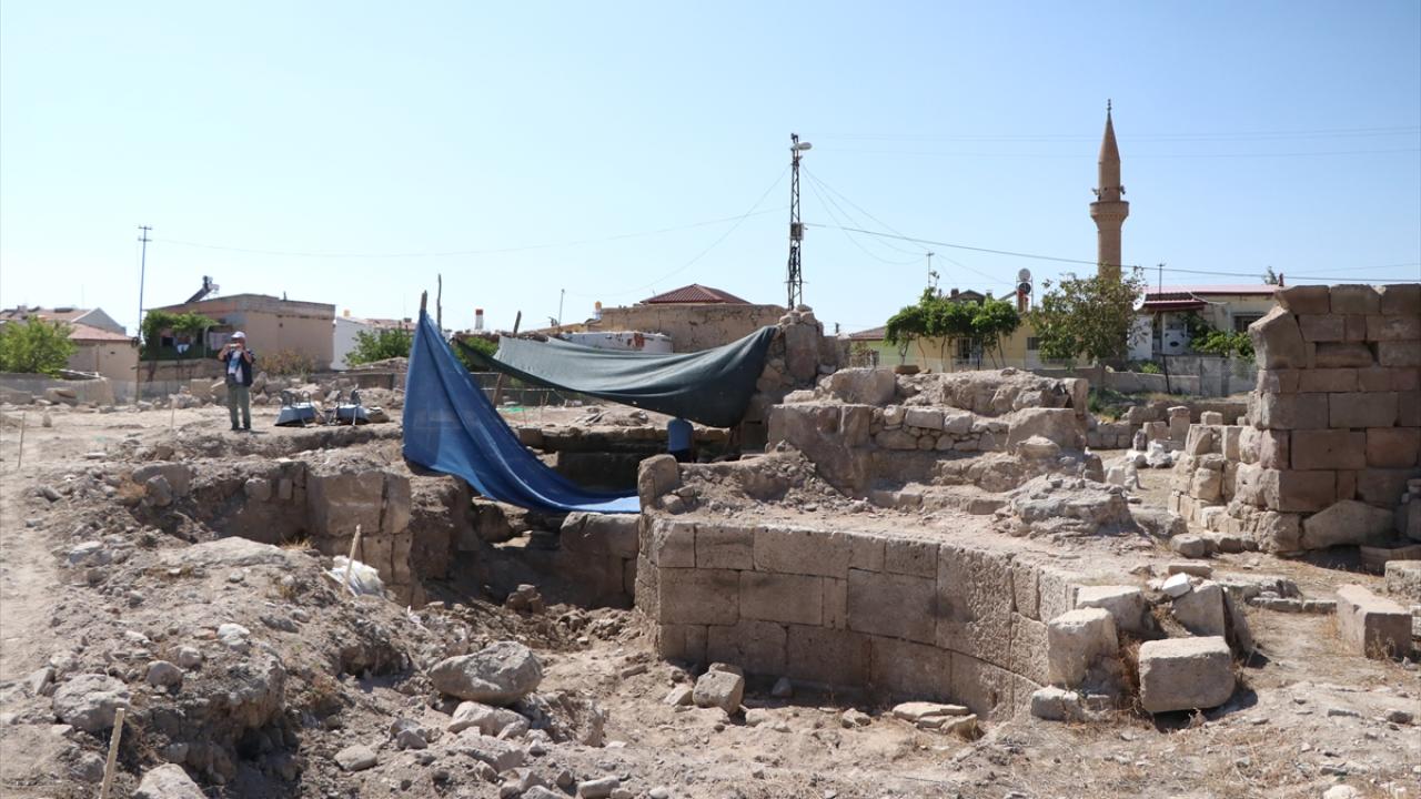 "Antik dünyanın günümüze kadar gelmiş sekizgen tek kilisesi"